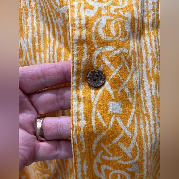 90’s tribal yellow all over print Bugle boy oversized button down shirt-M - Picture 6 of 7
